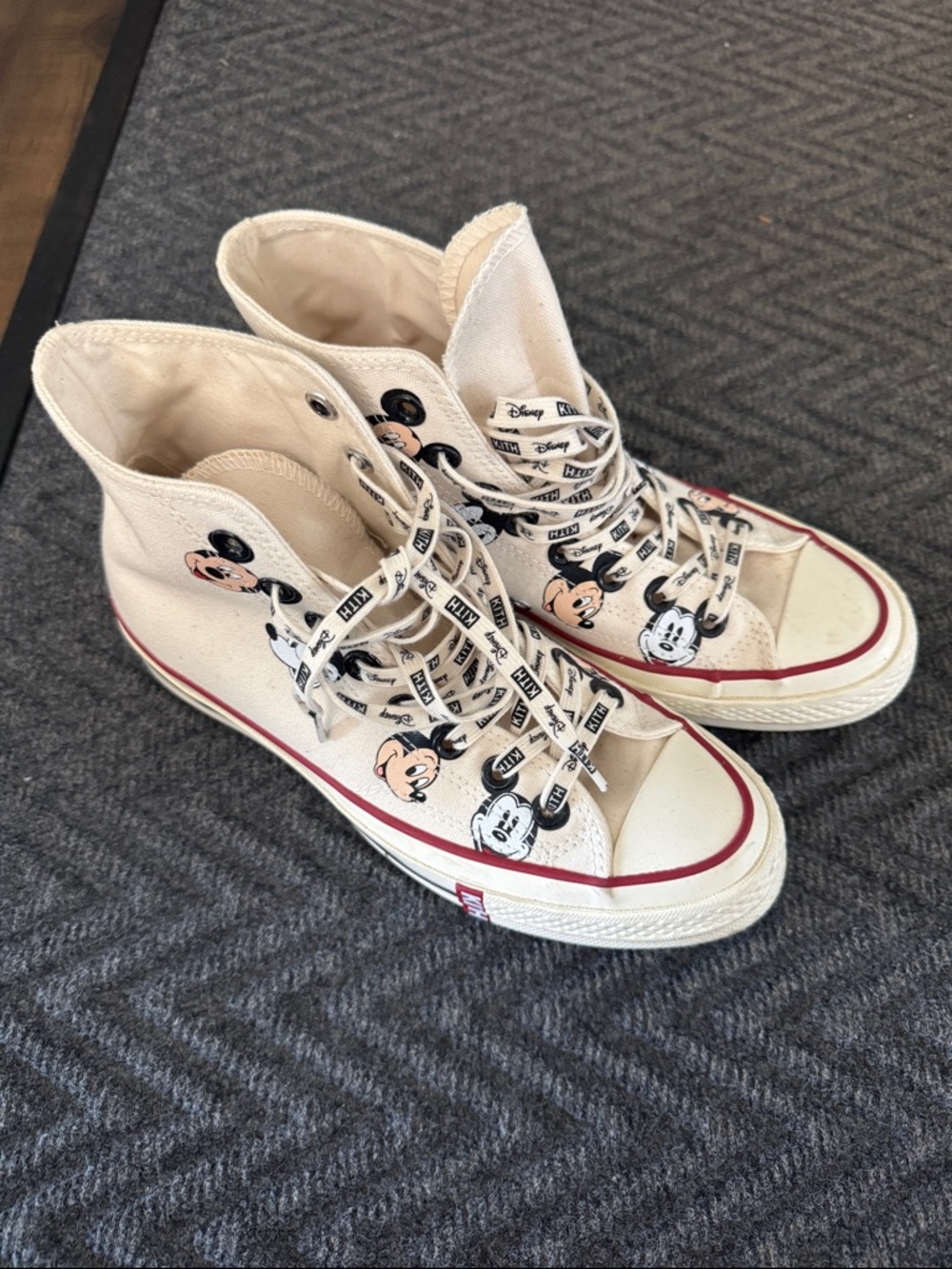 Kith x Disney x Converse Chuck 70 High Top – Women’s Size 8
